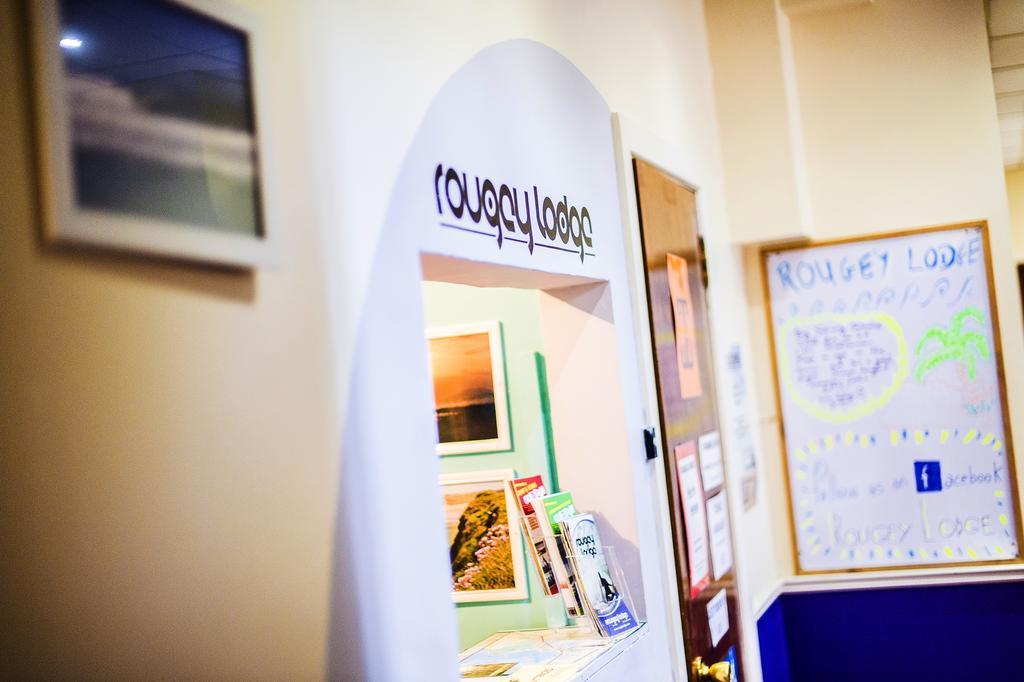 Rougey Lodge Hostel Бундоран Стая снимка