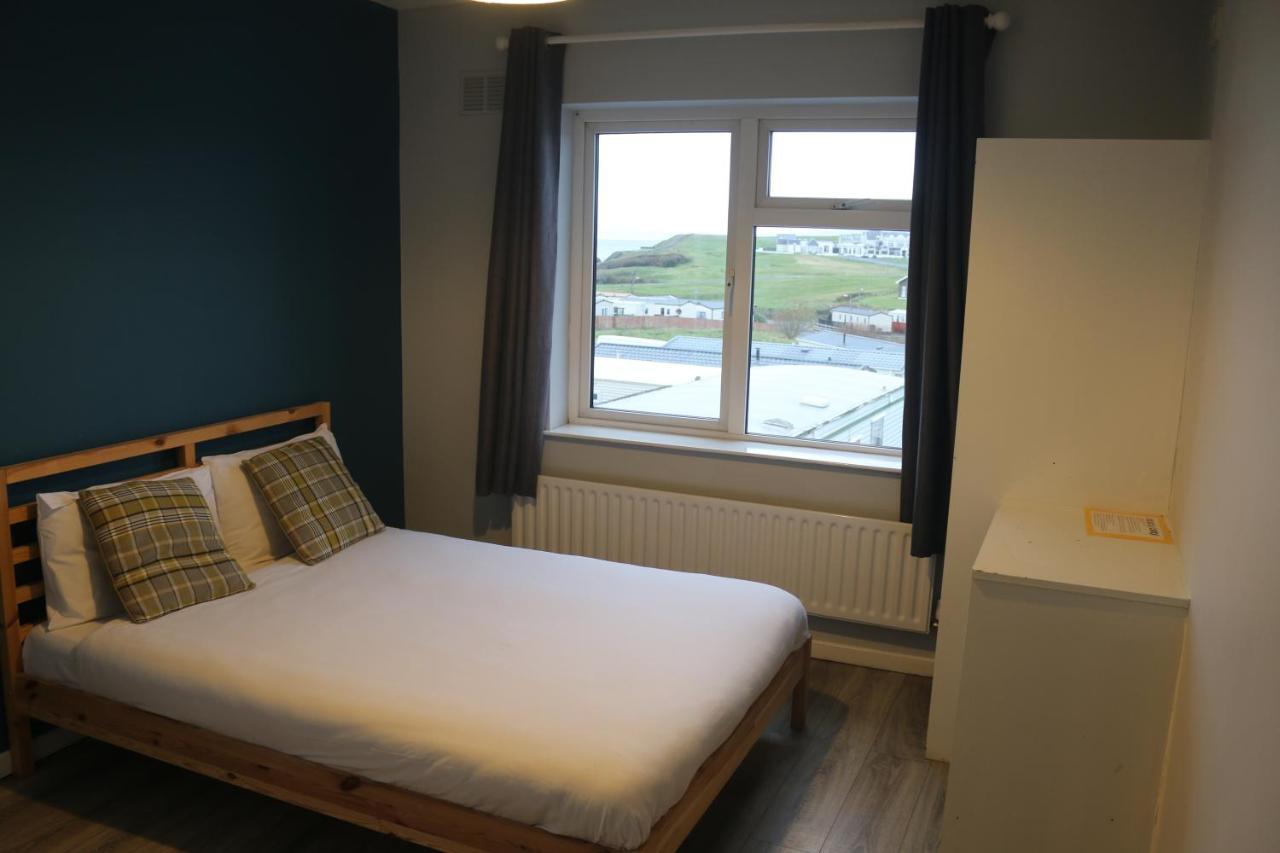 Rougey Lodge Hostel Бундоран Екстериор снимка